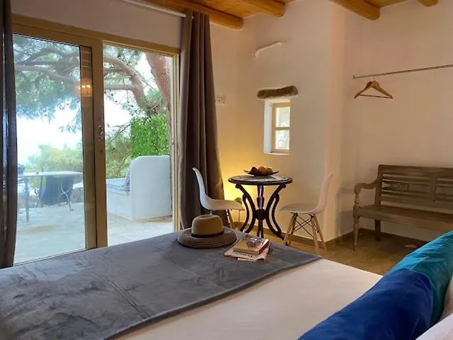 Anemones Sea View Apartment *